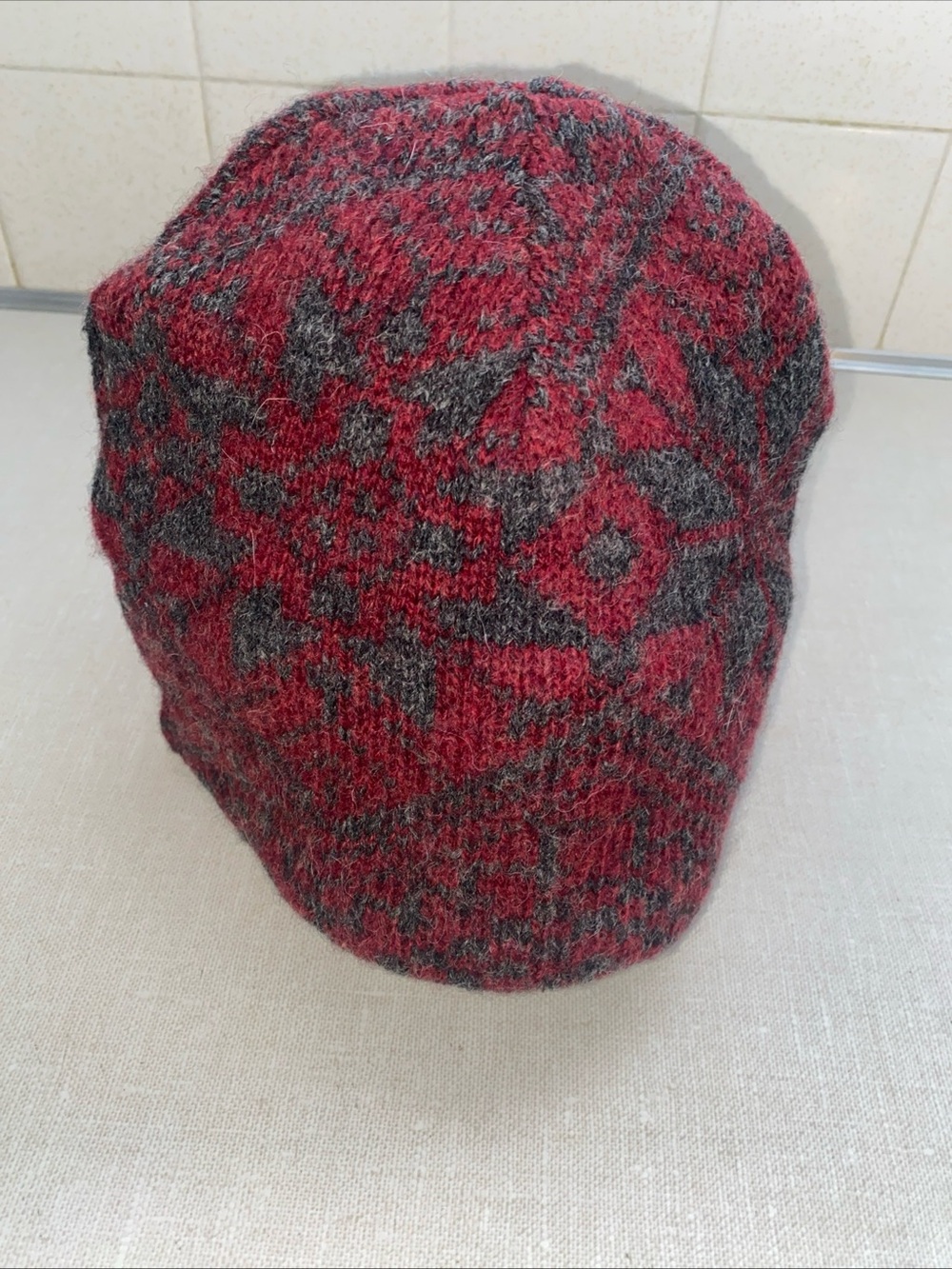 Obermeyer Mens Beanie Winter Hat Wool  One Size